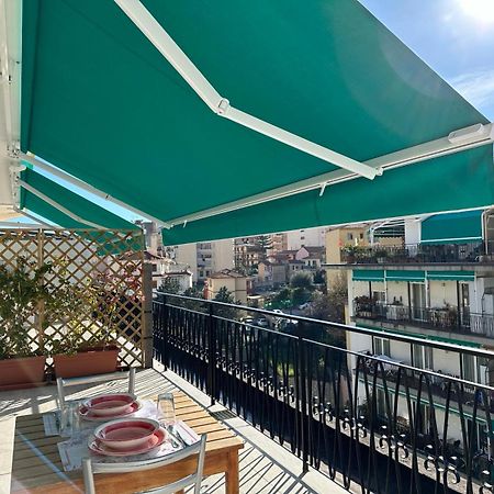Wh - Cuore Home - Attico Monolocale Con Parcheggio Gratuito - 5 Minuti Dal Centro - Wifi Sanremo Bagian luar foto